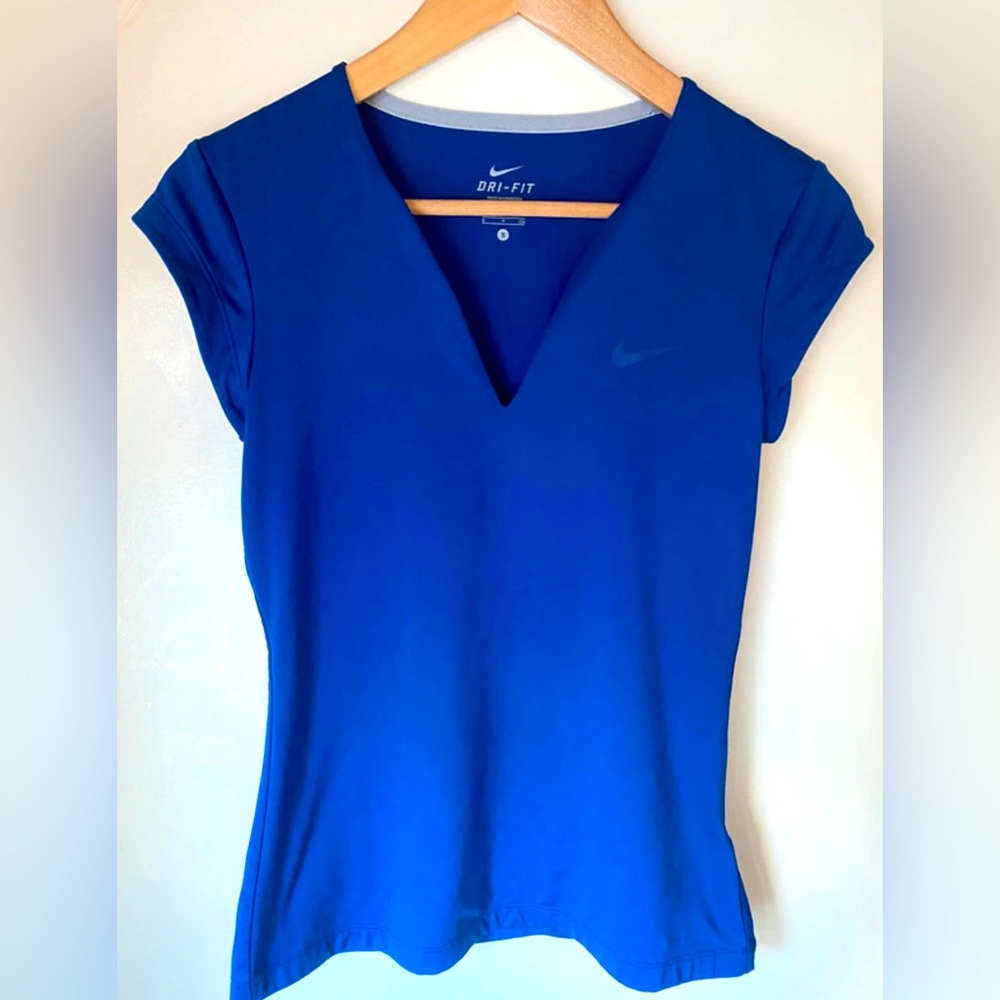 Nike Women’s Athletic Running Shirt Dri Fit V-Neck Cap Sleeve Size Small